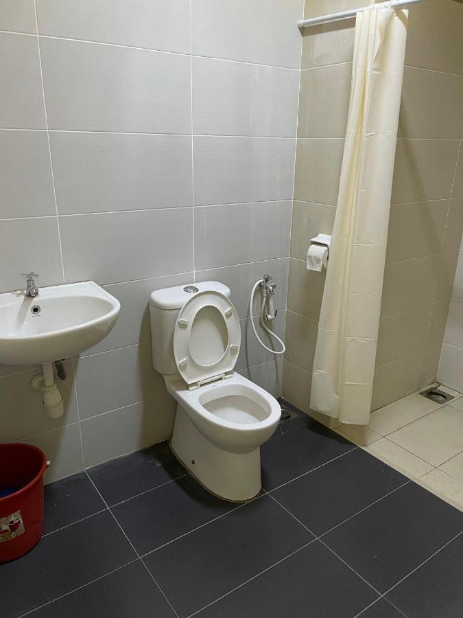 Baojuwu 1 Bedroom Akademik Suites Austin Heights ยะโฮร์บาห์รู ภายนอก รูปภาพ